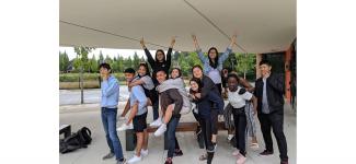 Coralie Tcheuné with classmates